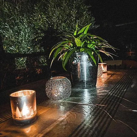 公寓 Soeguet Tinyhouse & Glamping *
